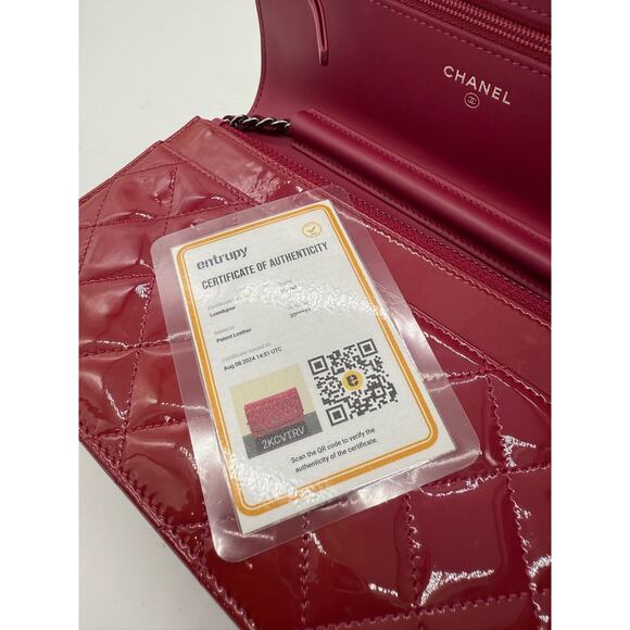 Chanel Patent Quilted Brilliant Wallet On Chain WOC Berry*Gorgeous with COA - Picture 14 of 15